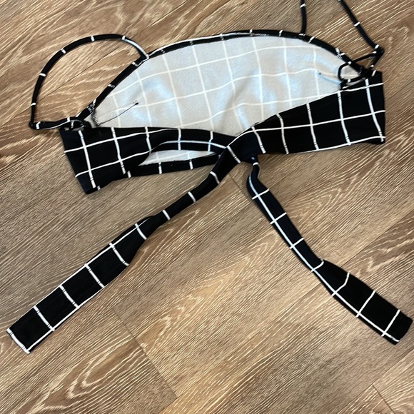 geometric striped matching crop top & skirt set - Picture 9 of 9